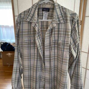 Patagonis lightweight shirt